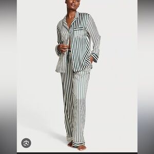 Victoria’s Secret Satin Long Pajama Set XL short